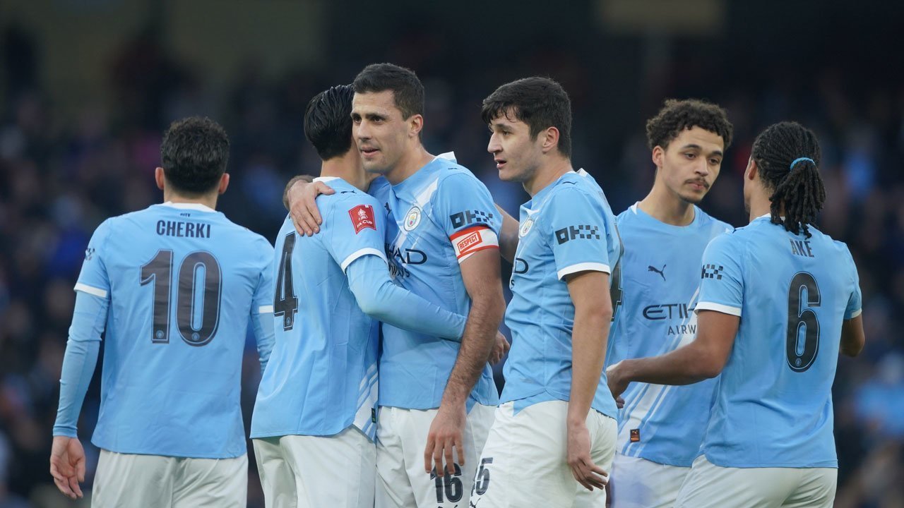 Man City Mengamuk! Hancurkan Exeter City 10-1 di Piala FA, Semenyo Bersinar di Laga Debut