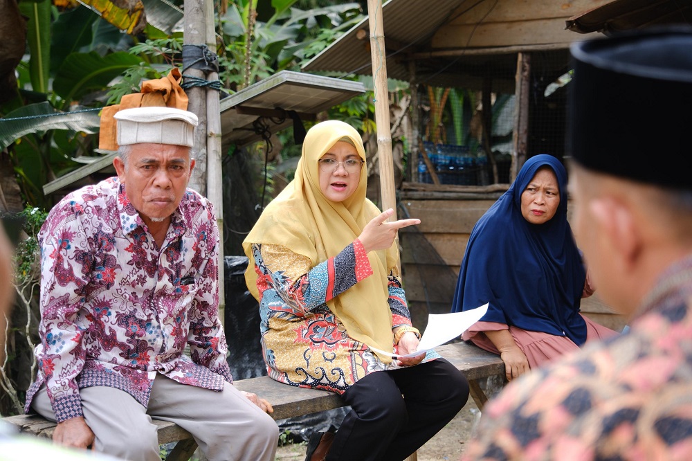 Belum Berlistrik Sejak Zaman Belanda, Bupati Siak Janji Perjuangkan Penerangan Dusun Rimba Cempedak