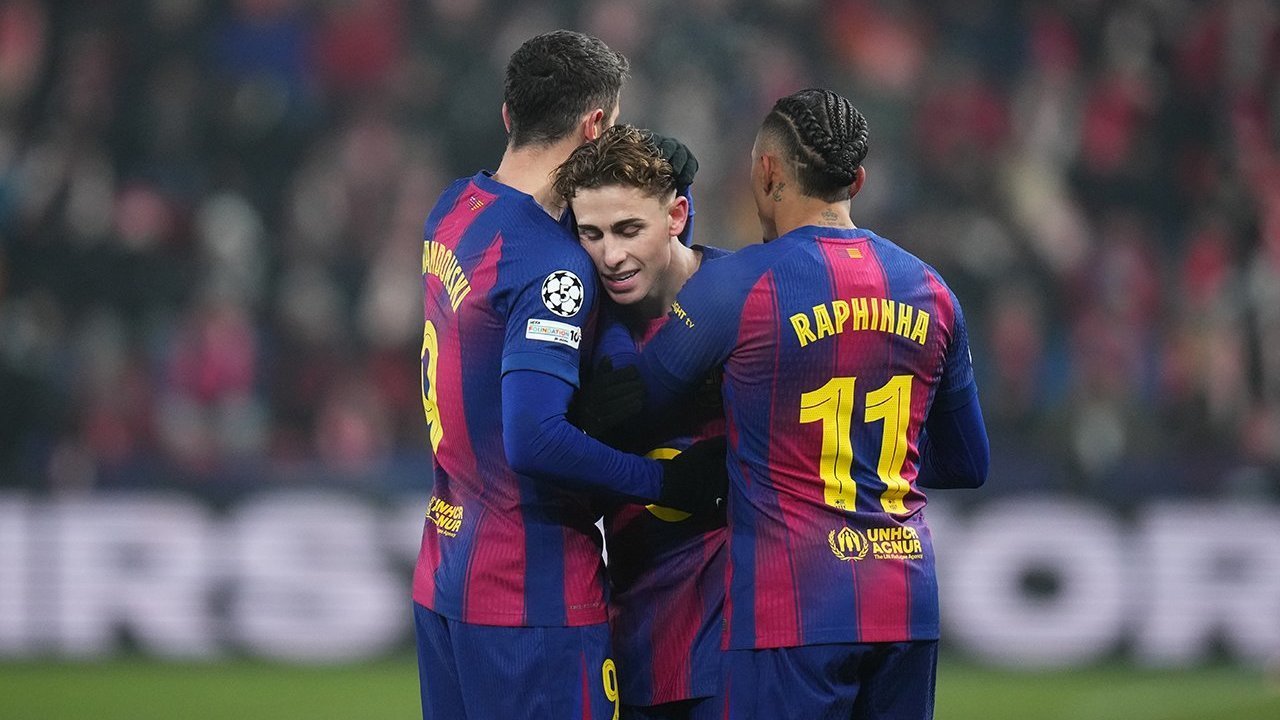 Barcelona Taklukkan Slavia Praha 4-2, Fermin Lopez Bersinar dalam Laga Penuh Drama