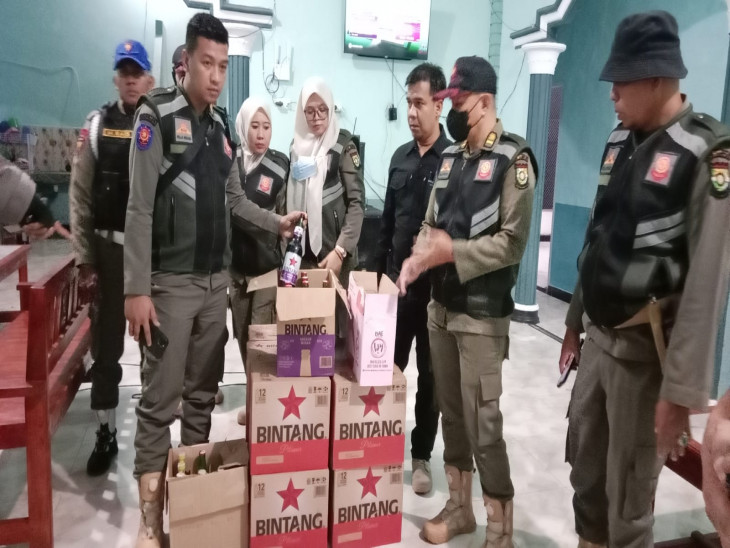 Operasi Kedai Remang-Remang, Tim Yustisi Kampar Sita 92 Botol Miras dan Tuak