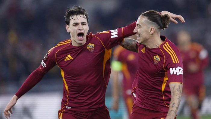 Pisilli Borong Dua Gol, AS Roma Tekuk Stuttgart 2-0 di Liga Europa