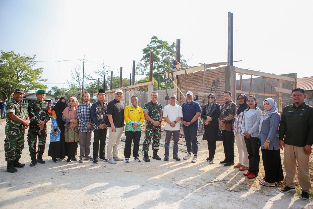 Sekdako Dumai Tinjau KopDes Merah Putih Teluk Binjai