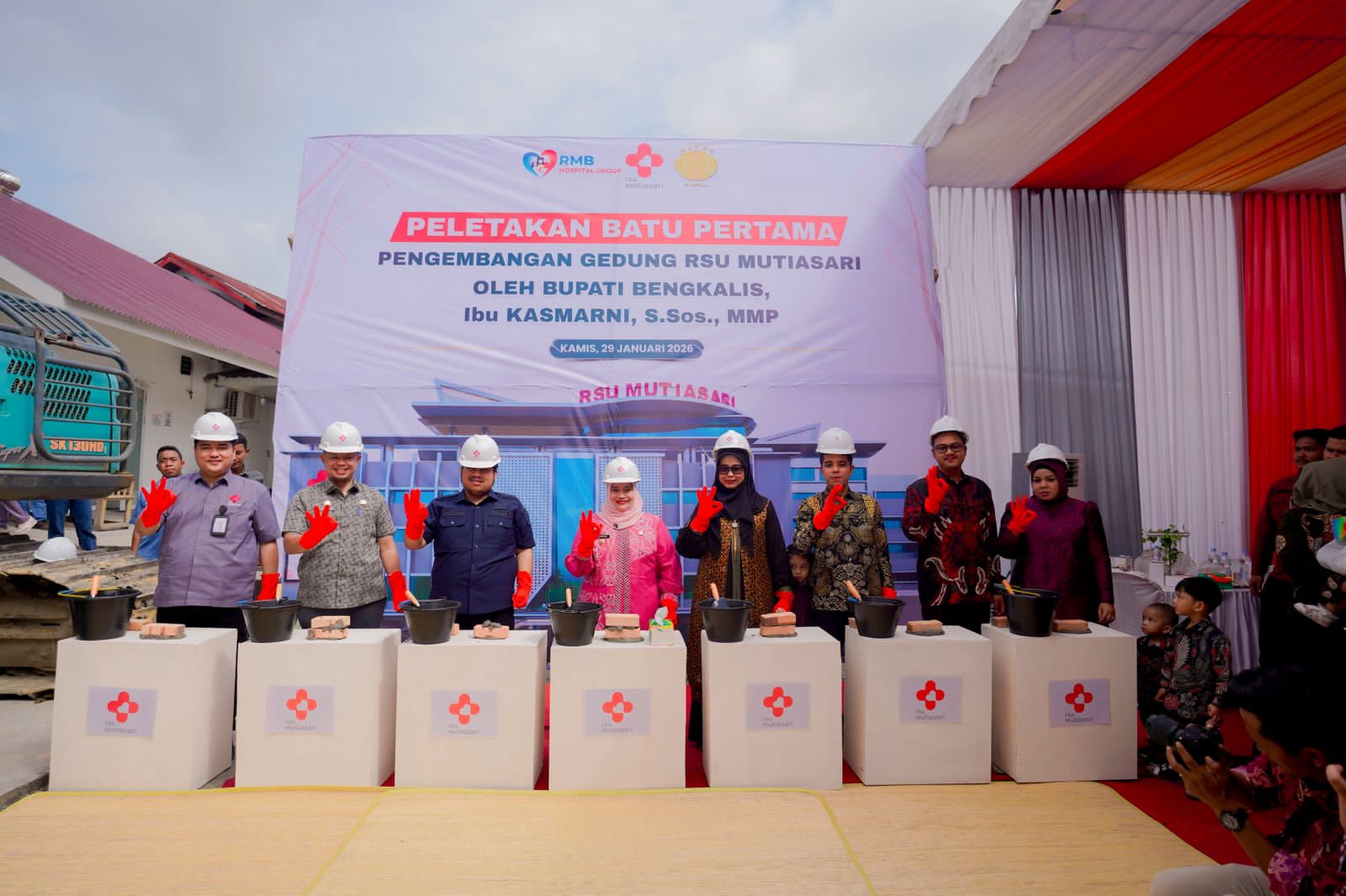 Bupati Bengkalis Resmikan Pembangunan Pengembangan RSU Mutiasari di Kecamatan Mandau