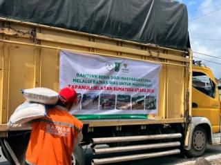Baznas Riau Salurkan 3 Ton Beras dan Mushaf Al-Qur’an untuk Korban Bencana di Tapanuli Selatan