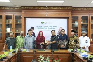 UIN Suska Riau dan Pemkab Kepulauan Meranti Tandatangani MoU Wujudkan SDM Unggul dan Agamis