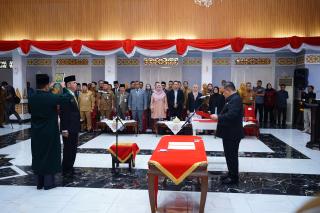 Perkuat Tata Kelola, Plt Gubernur Riau Lantik 14 Kepala OPD