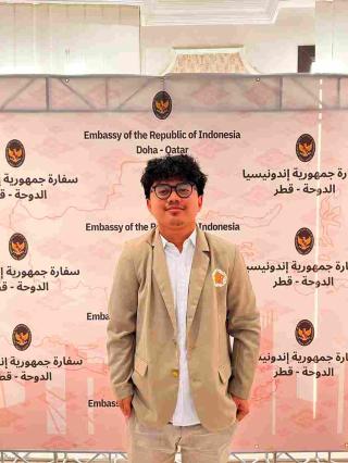 Mahasiswa FH UGM Asal Bengkalis Tuntaskan Program Magang di KBRI Doha, Qatar