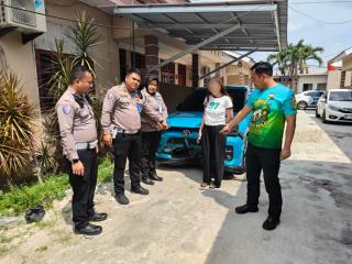 Pakai Ponsel Saat Berkendara, Pengemudi Penabrak Petugas Marka Jalan di Pekanbaru Ditangkap Polisi