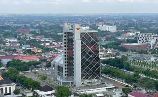 Pemprov Riau Wajibkan Investor Simpan Dana di Bank Riau Kepri Syariah