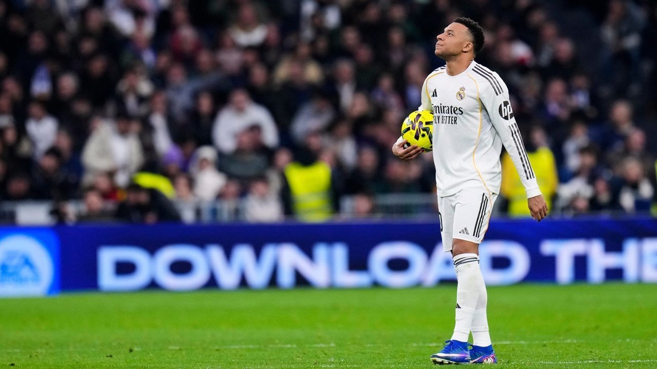 Real Madrid Menang Dramatis 2-1 atas Rayo Vallecano lewat Penalti Mbappe di Menit ke-100