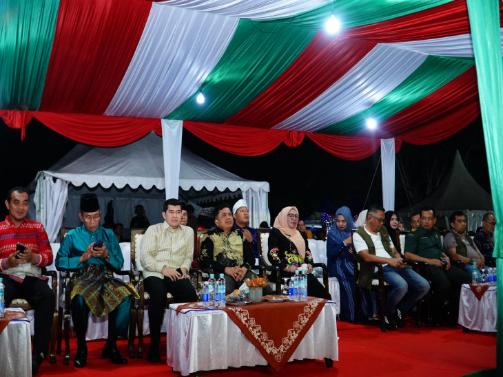 Tampilkan Beragam Hiburan dan Karya Seni Tradisional, Pesta Rakyat “Kampar Di Hati†Resmi Ditutu