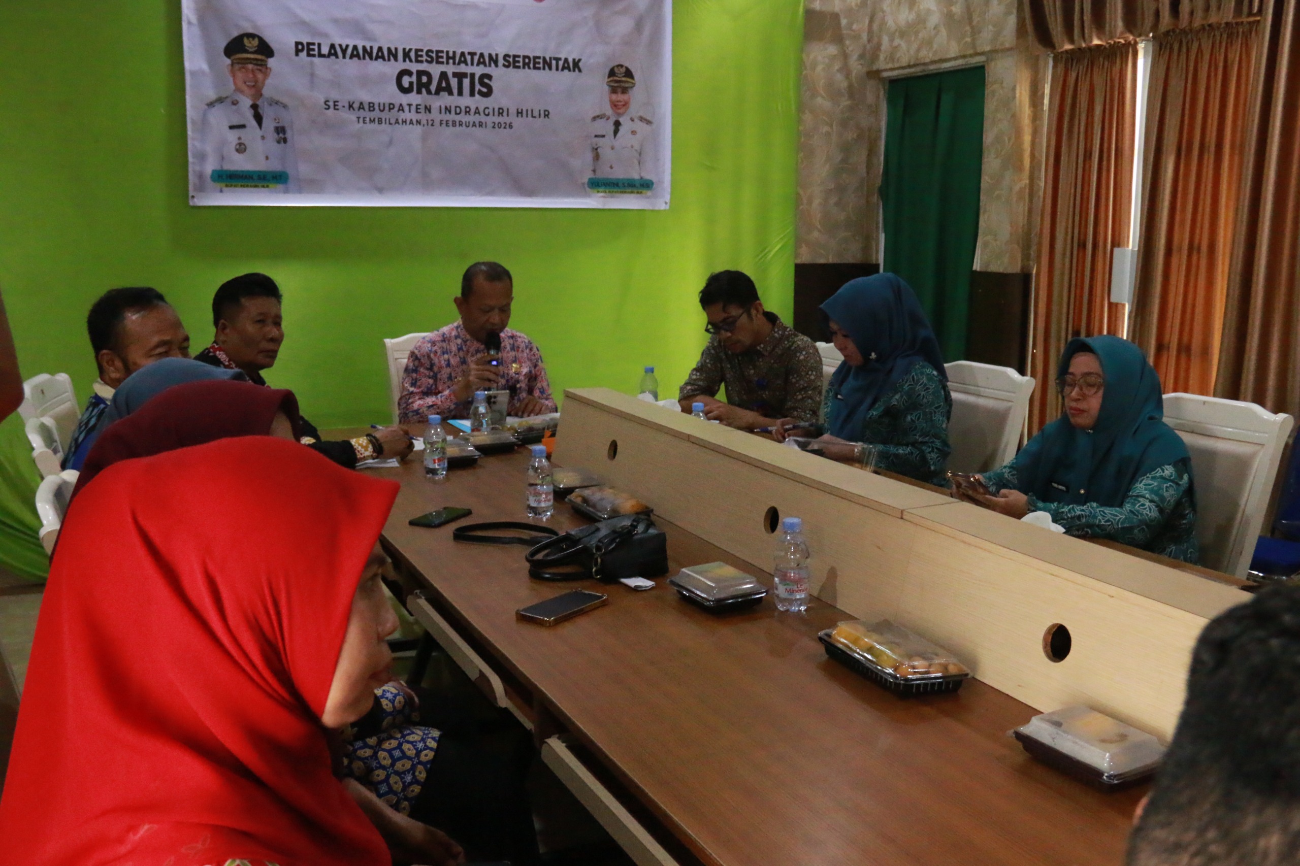 Bupati H. Herman Pantau Pelayanan KB dan Kesehatan Serentak Secara Daring