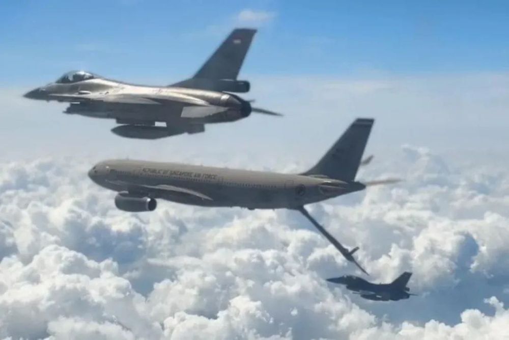 TNI AU dan RSAF Singapura Gelar Latma Tempur, Termasuk Pengisian Bahan Bakar di Udara