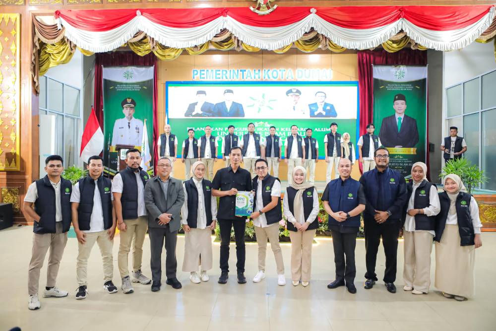 Viencent Moerghasini Yusuf Resmi Pimpin DPC IKA UIR Dumai 2025-2030