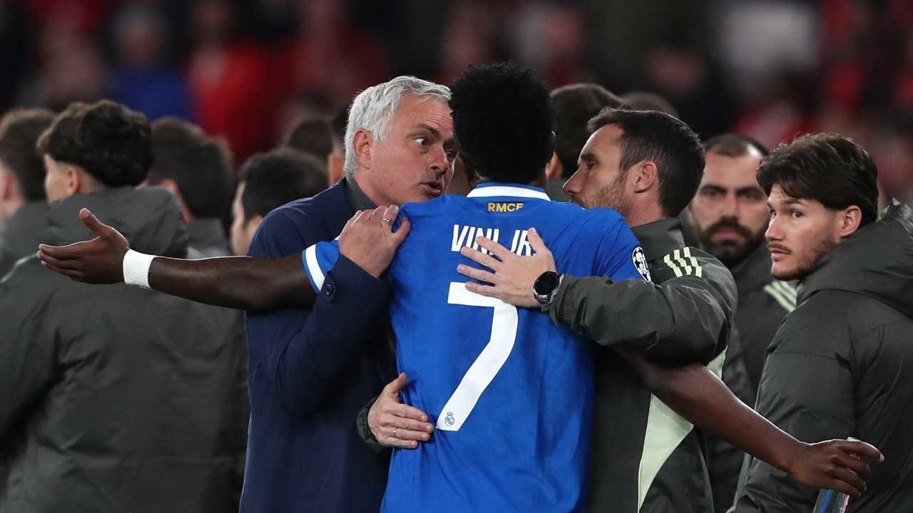 Gol Magis Vinicius Warnai Kemenangan Real Madrid atas Benfica, Mourinho Diusir Wasit