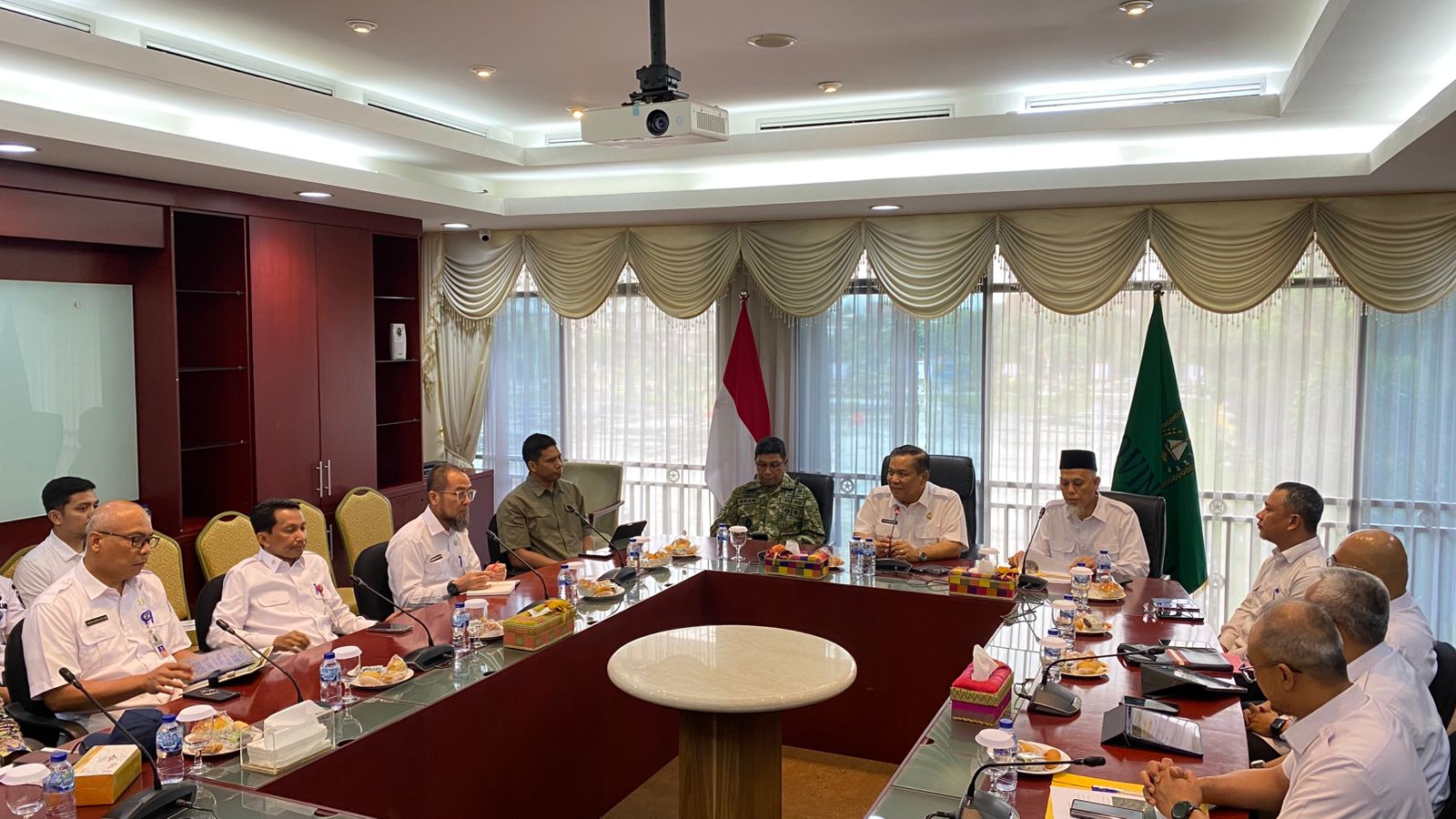 Perkuat Sinergi Infrastruktur, Wako Paisal Audiensi dengan Plt Gubri dan Dangrup 3 Kopassus