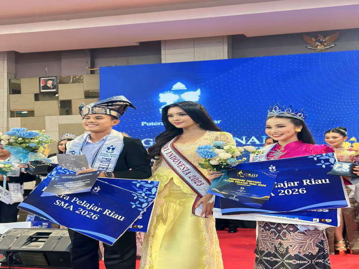 Ratu Morraya Fonaentin Asal Kampar Raih Gelar Winner dan Favorit Puteri Pelajar Riau 2026