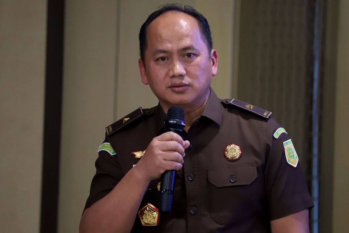 Kejagung Geledah 16 Lokasi di Medan dan Pekanbaru, Sita 6 Mobil dan DokumenÂ