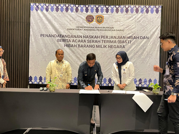 Pemkab Kampar Terima Hibah Bus Sekolah TA 2025, Perkuat Akses Pendidikan