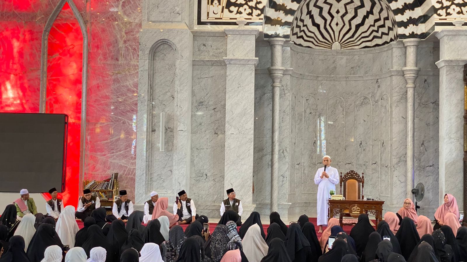 Wali Kota Paisal Resmi Buka Pesantren Kilat IPHI Dumai