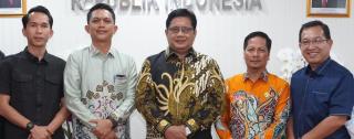 Pemkab Kuansing Jemput Dukungan Pusat untuk Pembangunan Jalan Kawasan Transmigrasi