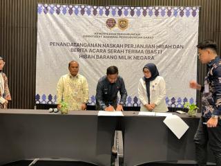 Pemkab Kampar Terima Hibah Bus Sekolah TA 2025, Perkuat Akses Pendidikan