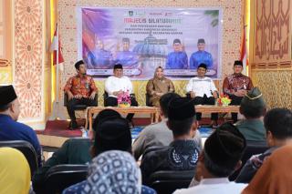 Safari Ramadhan di Bantan, Bupati Kasmarni Serap Aspirasi dan Salurkan Bantuan