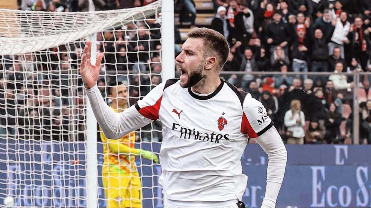 Gol Pavlovic dan Leao di Injury Time Selamatkan Milan dari Tekanan Cremonese