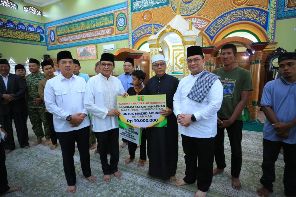 Safari Ramadan di Rengat, Pemprov Riau Salurkan Bantuan Sosial dan Dukungan Keagamaan