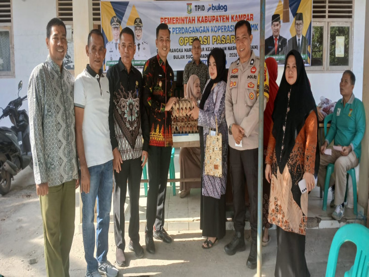 TPID Kampar dan Bulog Gelar Operasi Pasar Murah di Batu Belah Jelang HBKN 2026