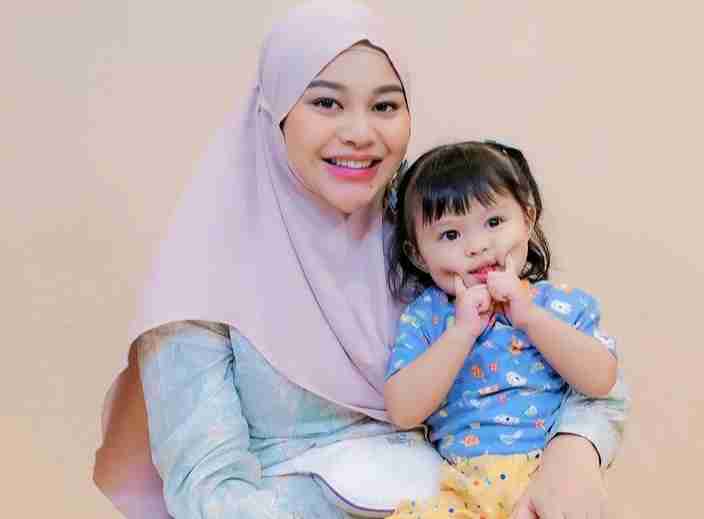 Aurel Hermansyah Ingin Ameena Jadi Kutu Buku Demi Hindari Pergaulan Bebas