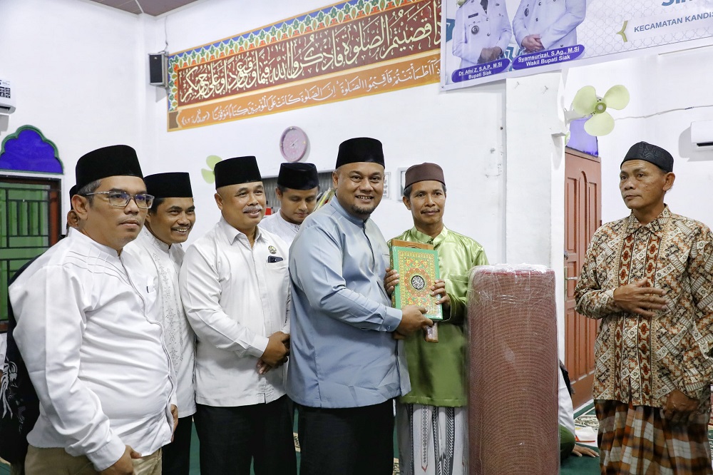 Wabup Siak Serap Aspirasi Warga Kandis, Infrastruktur dan Penerangan Jalan Jadi Prioritas