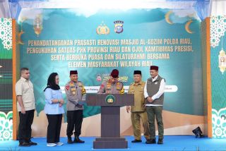 Kapolri Resmikan Renovasi Masjid Al-Adzim dan Kukuhkan Satgas Anti-Premanisme di Riau
