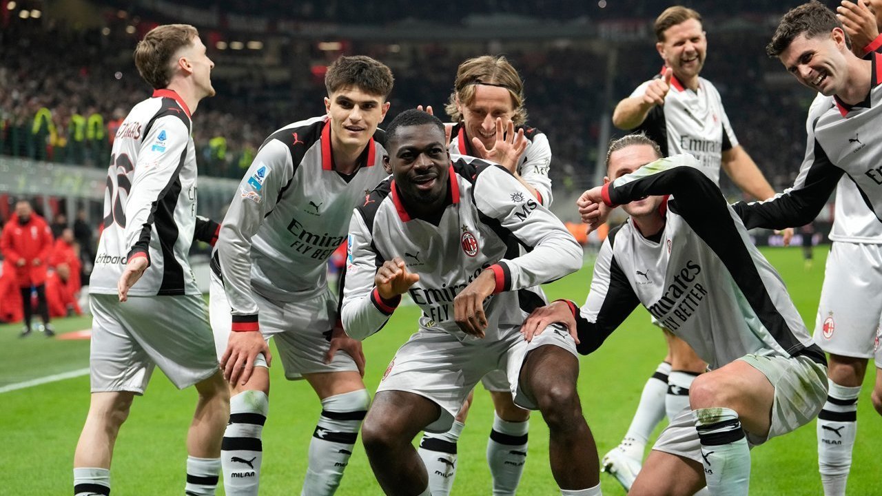AC Milan Tundukkan Torino 3-2, Terus Tempel Inter Milan di Puncak Serie A