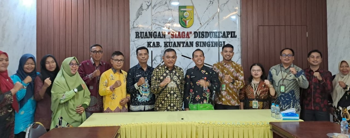 Dukcapil Kuansing Gandeng Pengadilan Negeri, Perkuat Layanan Adminduk Terintegrasi