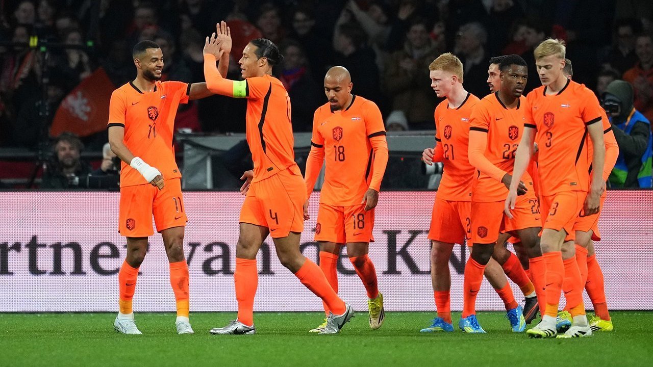 Belanda Comeback Tundukkan Norwegia 2-1, Van Dijk dan Reijnders Jadi Penentu