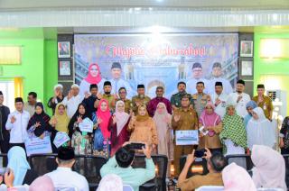 Bupati Kasmarni Safari Ramadhan di Bathin Solapan