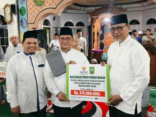 Pemprov Riau Salurkan Bantuan Rp375 Juta untuk Korban Kebakaran di Simpang Gaung