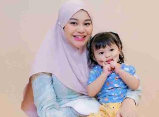 Aurel Hermansyah Ingin Ameena Jadi Kutu Buku Demi Hindari Pergaulan Bebas