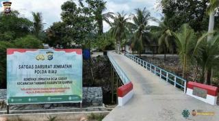 Kapolda Riau Tinjau Kesiapan Jembatan Merah Putih Presisi di Kampar Jelang Diresmikan Kapolri