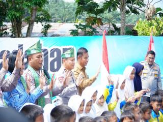 Bupati Kampar dan Kapolda Riau Ikuti Gladi Bersih Peresmian Jembatan Merah Putih di Desa Gobah