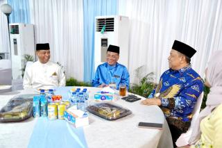 Perkuat Sinergi di Momen Idul Fitri, Bupati Rohil Kunjungi Kediaman Gubernur Riau