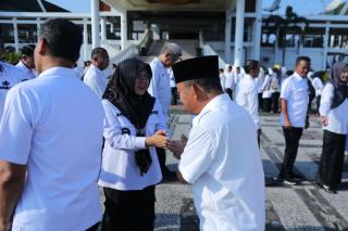 Hari Pertama Kerja Usai Lebaran, Bupati Siak Tekankan Kekompakan ASN Hadapi Tekanan Anggaran