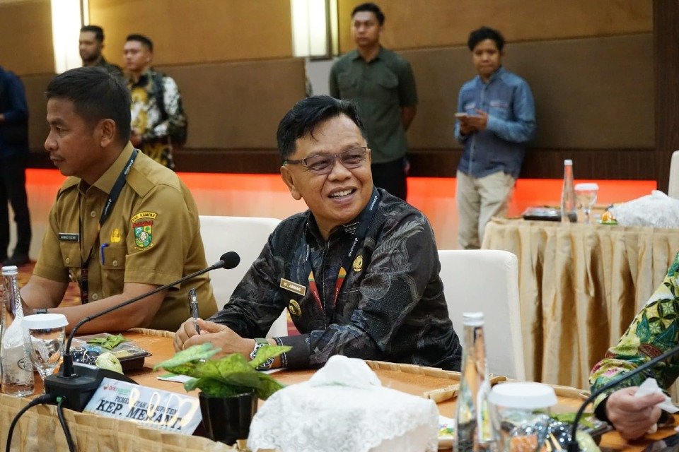 Bupati Asmar Hadiri RUPS Bank BRK Syariah, Ini Harapannya