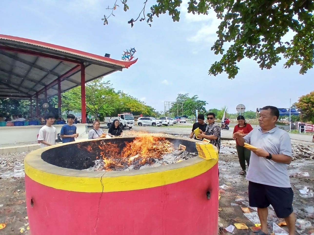 Disbudpar Pekanbaru Dukung Tradisi Qing Ming sebagai Agenda Budaya Tahunan