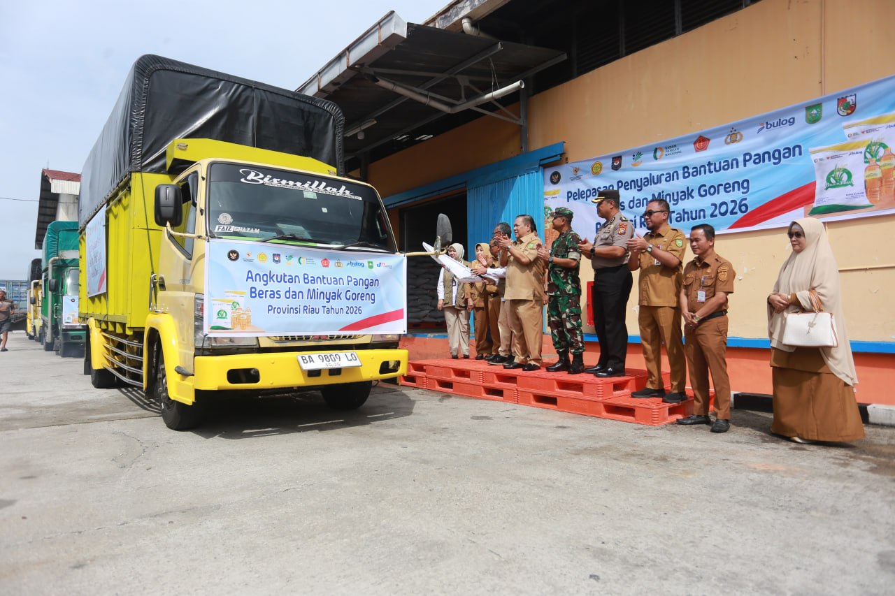 Hampir 600 Ribu Warga Riau Terima Bantuan Beras dan Minyak, Pemprov Pastikan Distribusi Bertahap