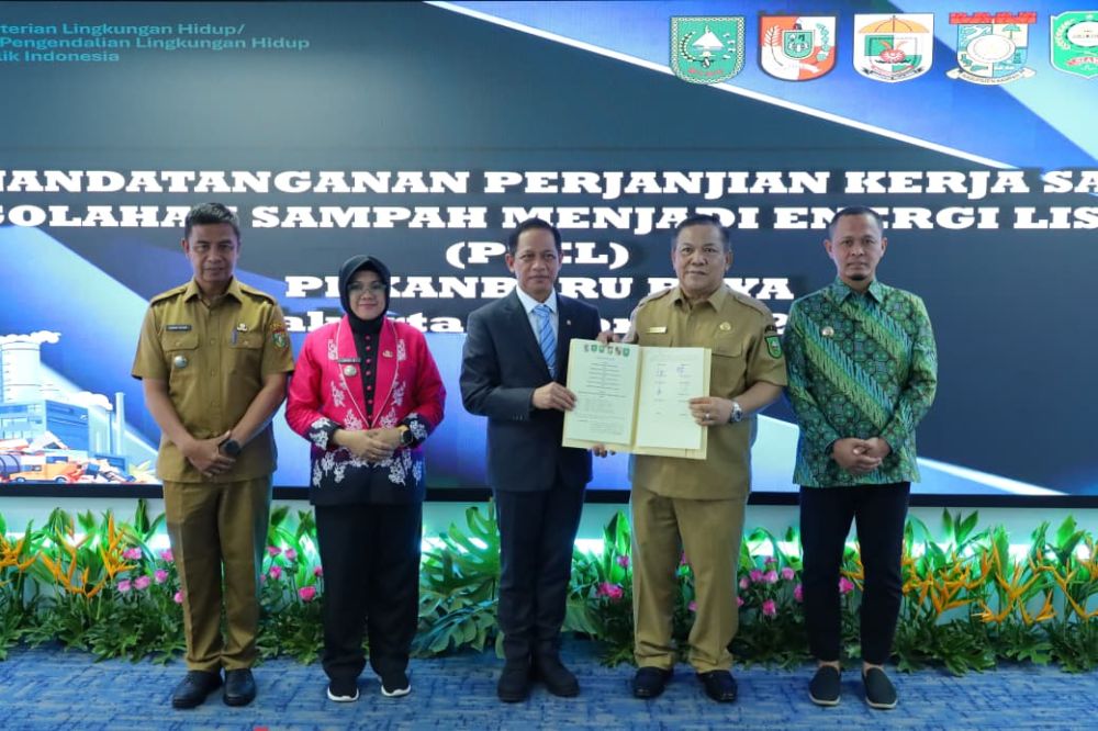 Pemprov Riau–Kementerian LH Sepakat Bangun PSEL, Sampah Disulap Jadi Energi Listrik