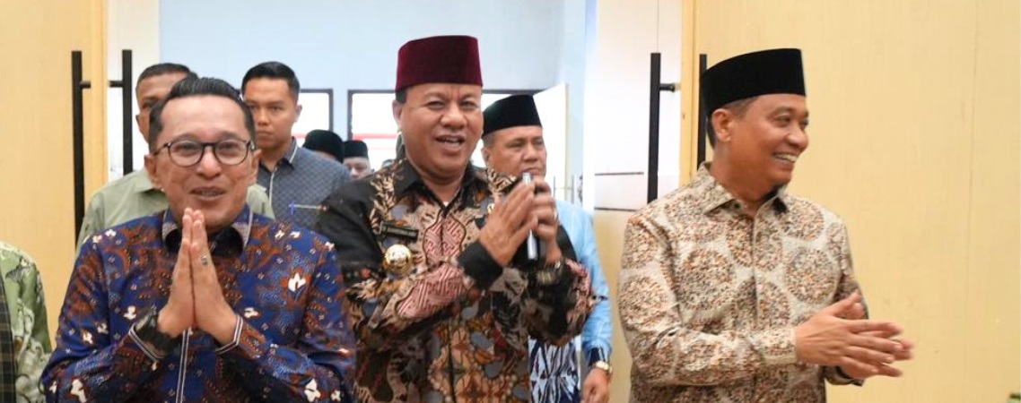 Hadiri Pelantikan IKLB Kuansing, Bupati Suhardiman Ajak Perantau Bersinergi Bangun Daerah