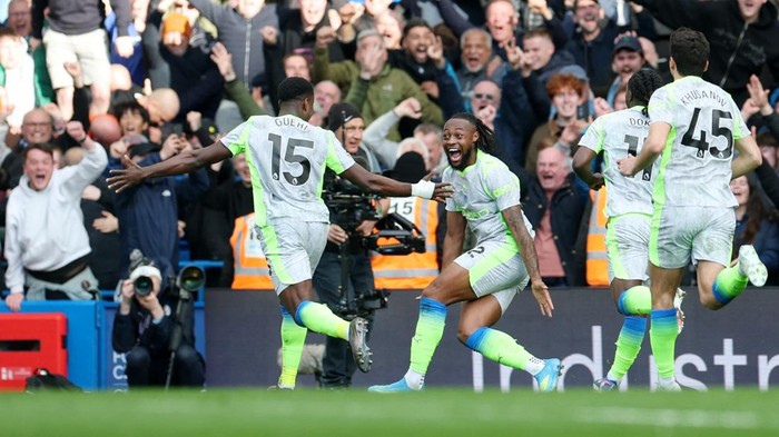 Manchester City Tampil Perkasa, Bungkam Chelsea 3-0 di Stamford Bridge dan Terus Tekan Arsenal