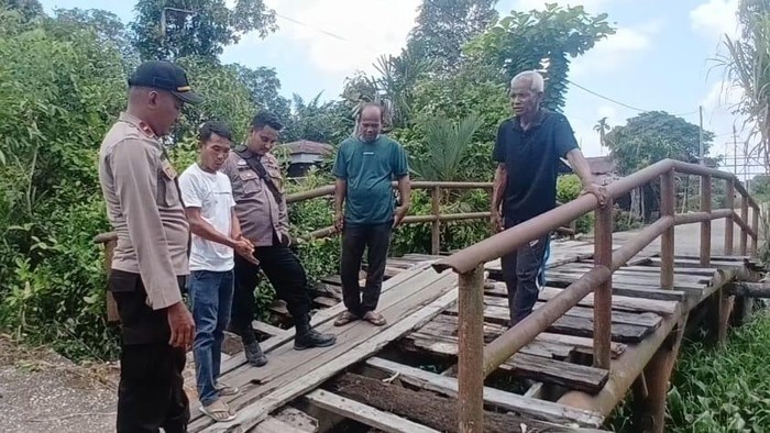Polda Polda Riau Lanjutkan Pembangunan Jembatan Merah Putih di Teluk Meranti